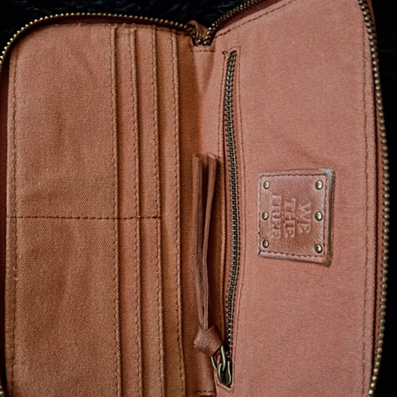 NWT free people wristlet wallet - Picture 5 of 6